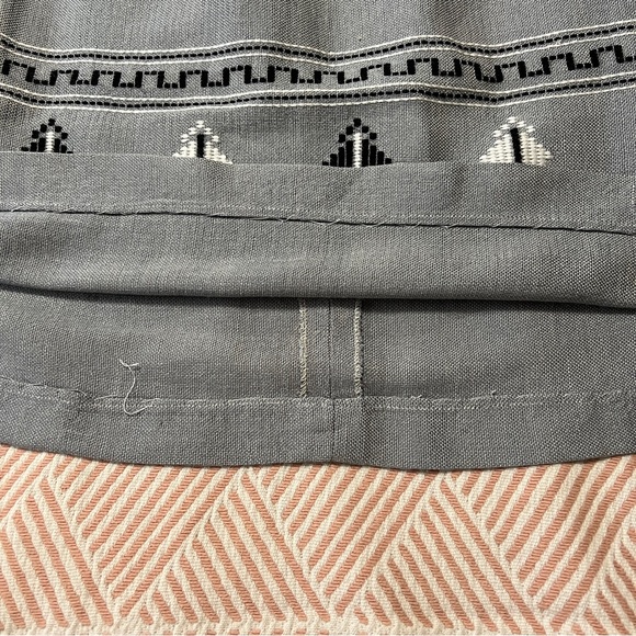 Vintage Gray Embroidered Skirt M - Picture 6 of 8